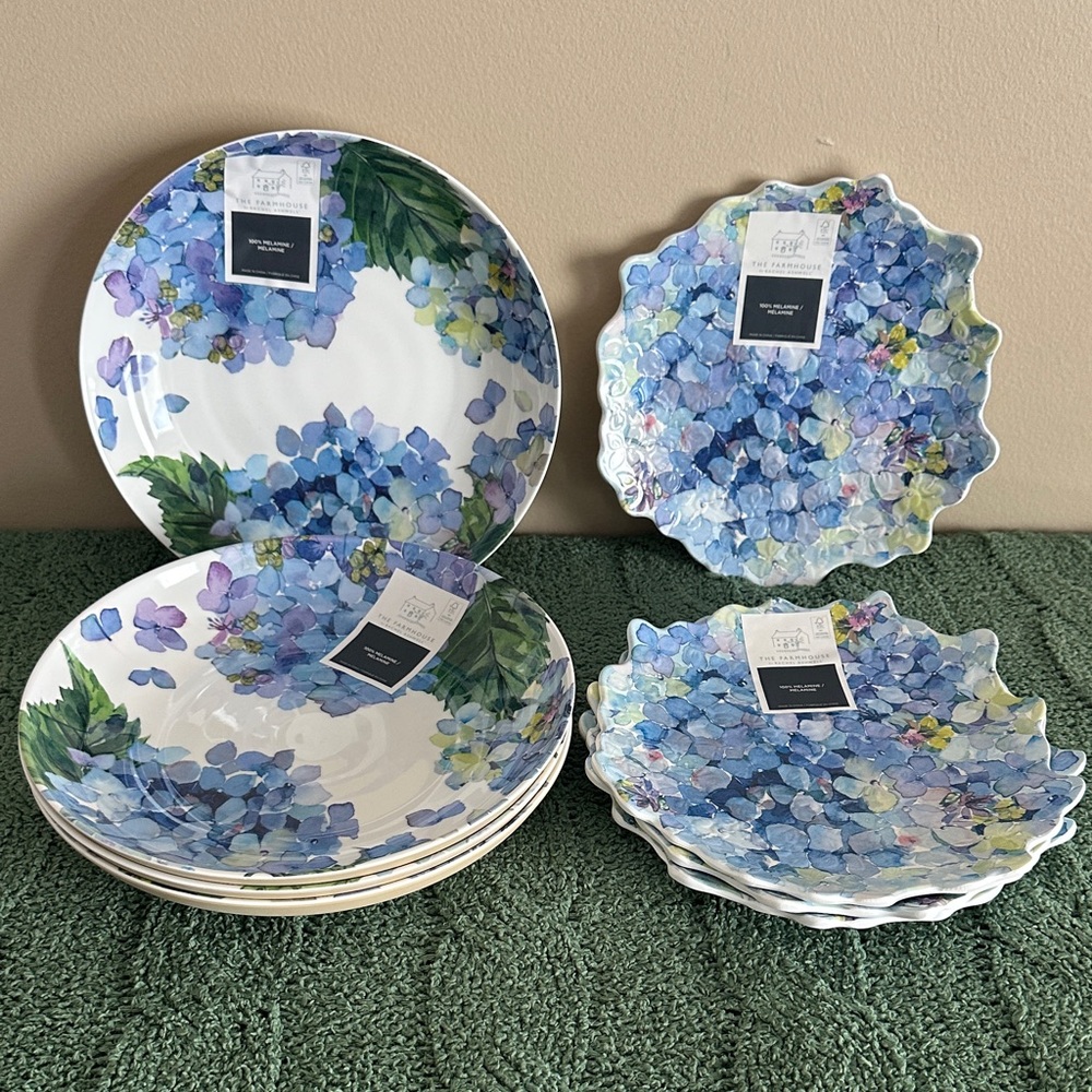 The Farmhouse by Rachel Ashwell Blue Hydrangea Melamine Pasta & Appetizer Plate